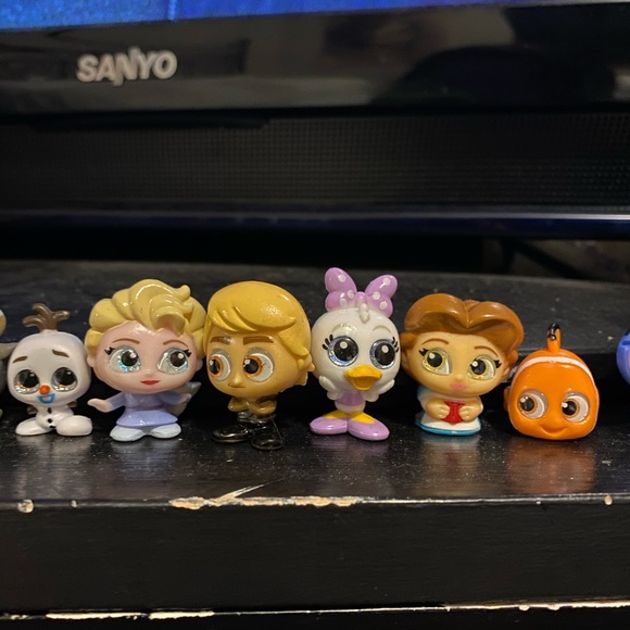 DISNEY DOORABLES LOT - Picture 1 of 5